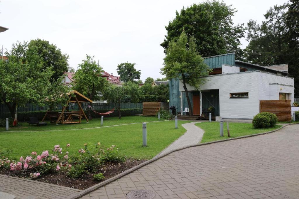 Villa Meri Apartments Parnu Exterior photo